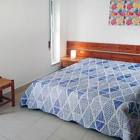 公寓 Edificio Sequeira: T2 Apartamento Ferias 阿尔布费拉
