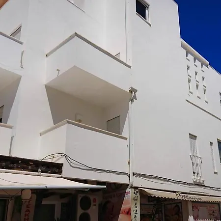 Edificio Sequeira: T2 Apartamento Ferias *
